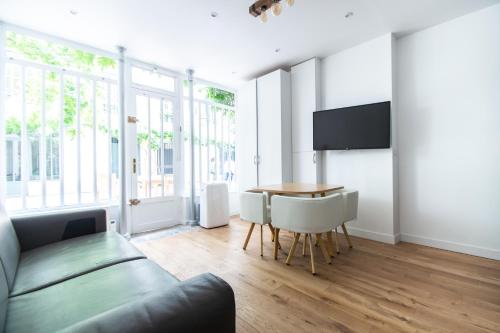 Dreamyflat - Bastille - image 6