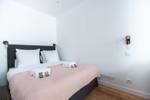 Dreamyflat - Bastille - main image