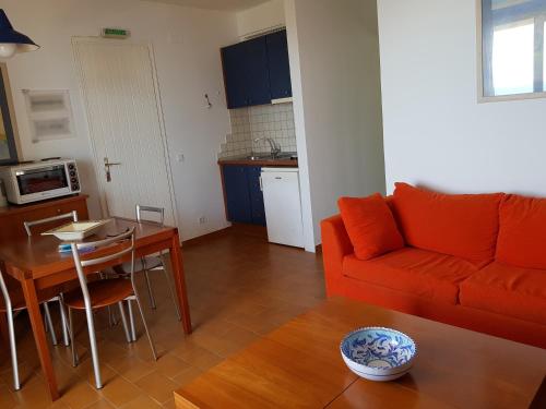 Corfu Glyfada Beachfront Apartment 7 - image 2