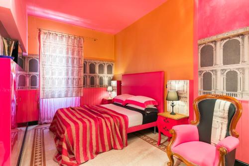 2 bedrooms, 4 beds
