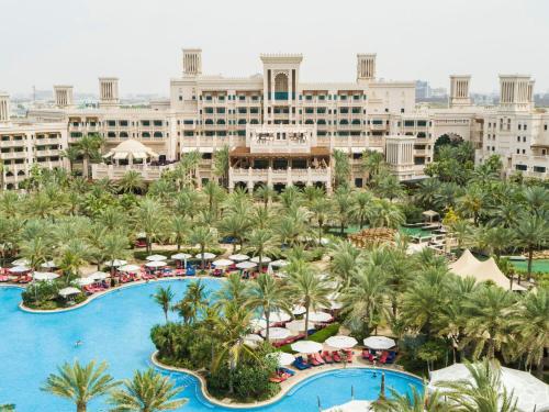 Jumeirah Al Qasr - main image