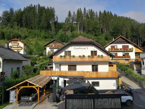 Зовнішній вигляд готелю, Guesthouse S in Луце