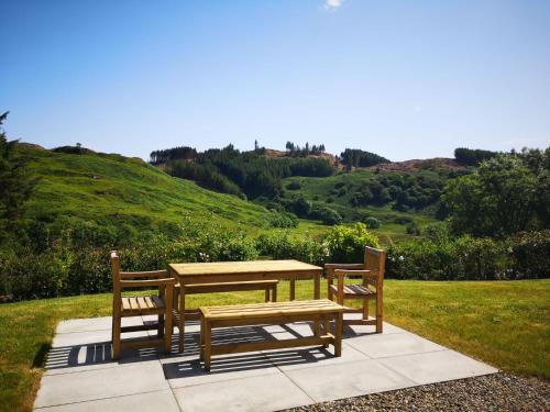 บริการและสิ่งอำนวยความสะดวก, Achalic Beag in เลแรกส์