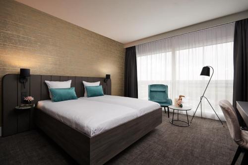 1 queen bed