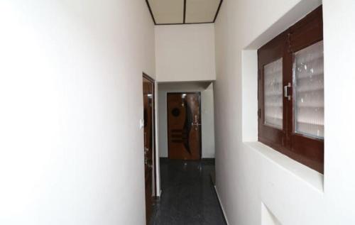 Hotel R D Palace – Varanasi, VA