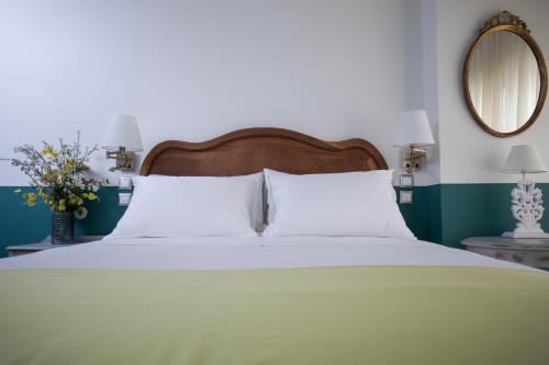 Rastoni Athens Suites near Acropolis at Tsatsou street - image 8