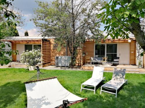 The Parcels Hotel - Adults Only in Podersdorf am See, Österreich