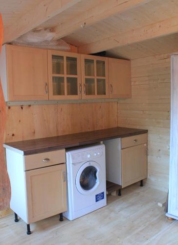 Arivonie Lochside Cottage in 格蘭克