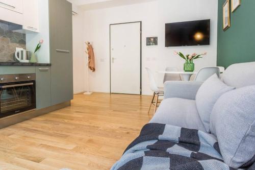 JOIVY Fresh Family Apt for 5 near City Life, Milan (photo 4)