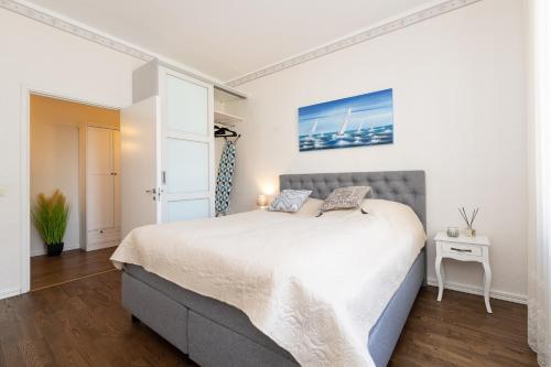 Central Gonsiori 2 bedroom Cozy Apartment