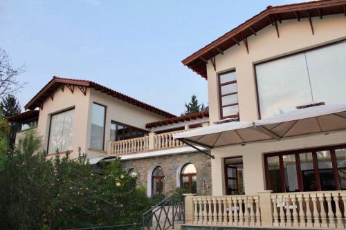 3 Bed Villa with Private Pool