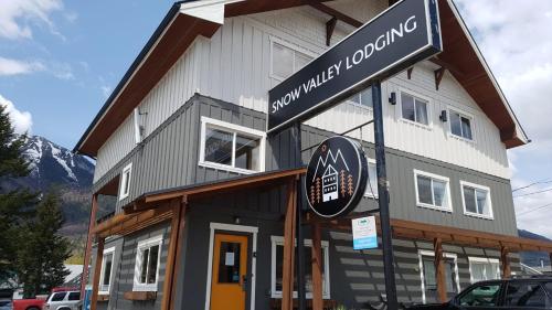 Tiny Homes by Snow Valley Lodging