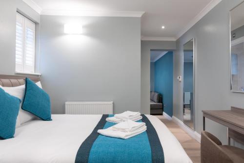 SW1 Apartments - image 8
