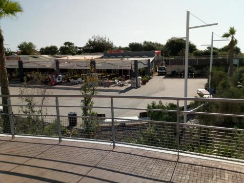 Restaurant, Studios - Bord de Plage near Le riad