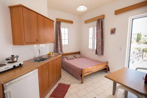  KAZAKIS NIKOS ROOMS in Pitsidia