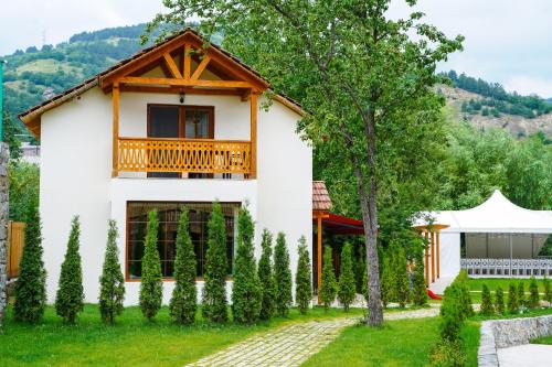 CHALET DILIJAN VILLAS