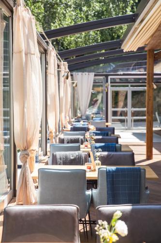 Family Hotel Saint George - image 2