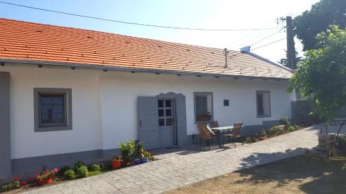  Delfinesház in Badacsonytördemic