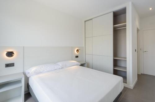  Apartamentos Onzamar in Sanxenxo