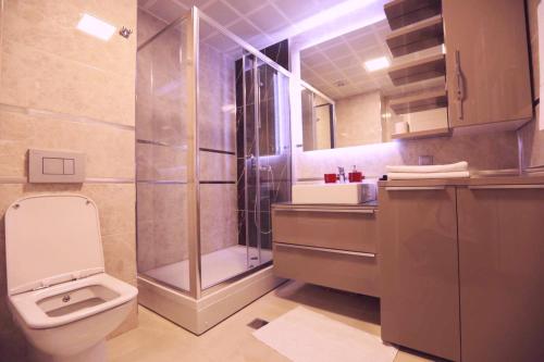 33rd floor luxury apartment spa & fitness, Skopje (photo 6)