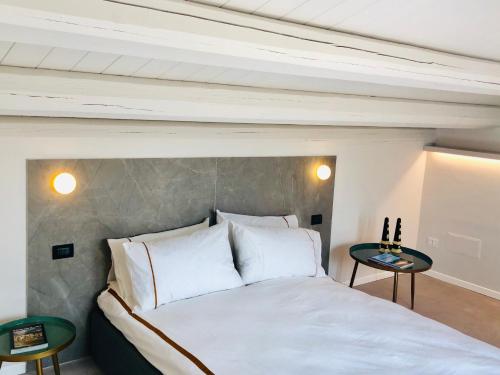 Alma White Suite
