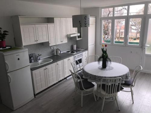 บริการและสิ่งอำนวยความสะดวก, Apartments with parking space Makarska - 6791 in เวลิโก บรึโด