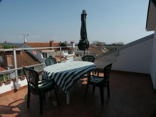 Apartments with a parking space Rovinj - 9702 - image 14
