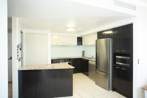 Chevron Renaissance - Private Apartments - Hosted by Coastal Letting Co. - image 3