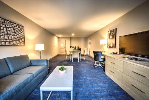 Best Western Plus Media Center Inn & Suites in Burbank, USA