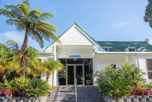 Entrance, Scenic Hotel Bay of Islands in Paihia