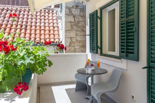 Balatura Split Luxury Rooms - image 13