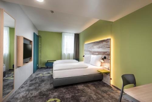 ibis Styles Stuttgart Vaihingen - image 6
