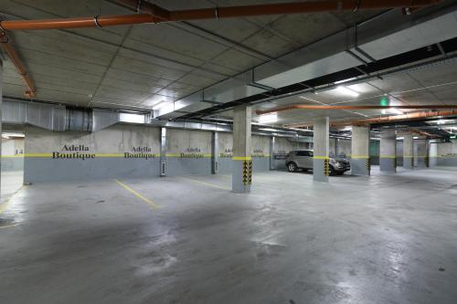 Adella Boutique Hotel - image 2