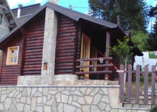 Cozy Cabin