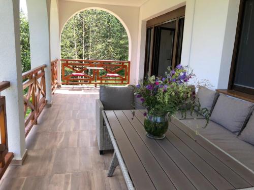 Varanda/terraço, Vila ANA in Divcibare