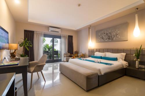 room detail thumbnail 0