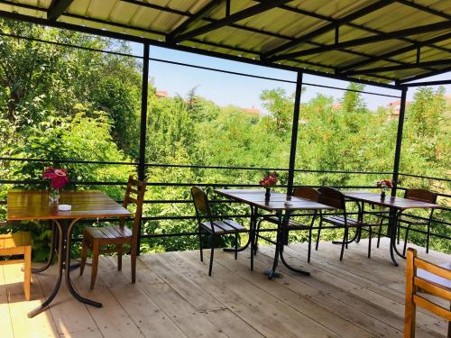 Lia's Guest House in Signali