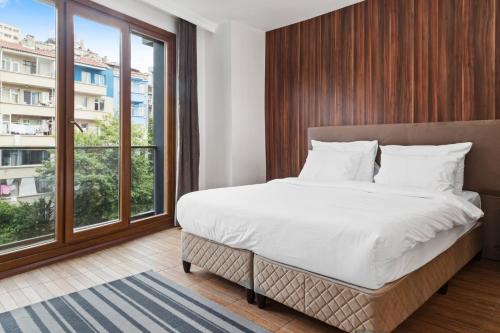 Modern Suites - image 6