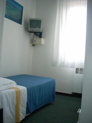 1 twin bed