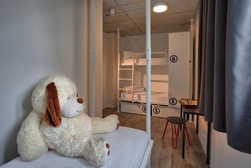 room detail thumbnail 0