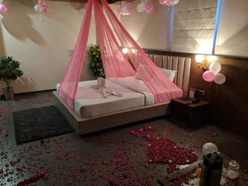 The Orchid Hotel – Ahmedabad, TN