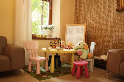 Hotel Gal - image 5
