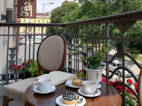 Hotel Gal - main image