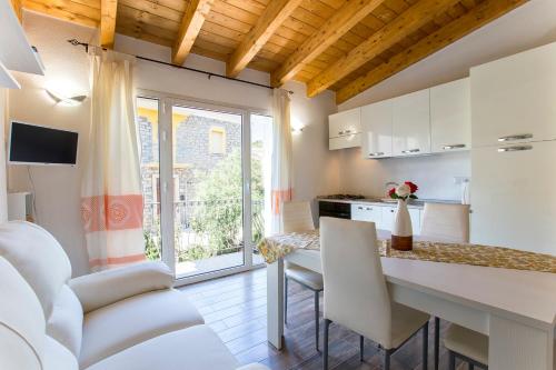  Casa vacanze Alessandra, Pension in Trinità d’Agultu e Vignola