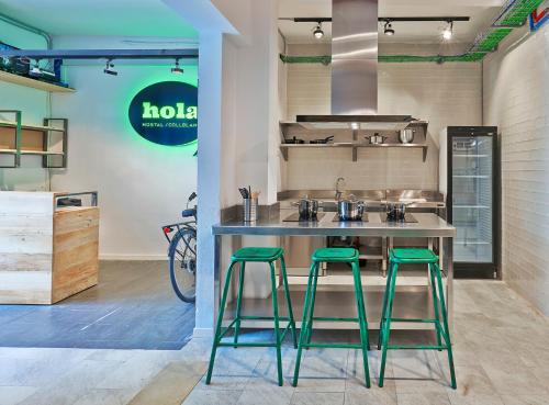 Konyha, HOLA HOSTAL COLLBLANC in Les Corts