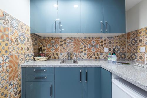  2 Amazing Flats with Netflix - Batalha in Porto