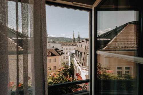 Huber's Hotel - image 6