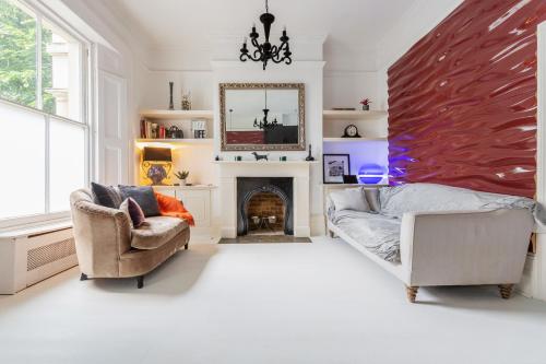 Authentic And Bright 2bed Home In Lovely Fulham, , London