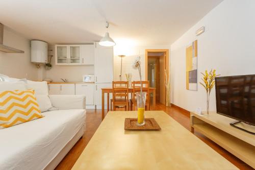 Apartamentos Sherry Center - image 13