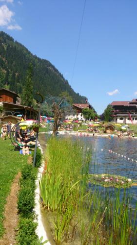 Appartementhaus zum Holzknecht am See